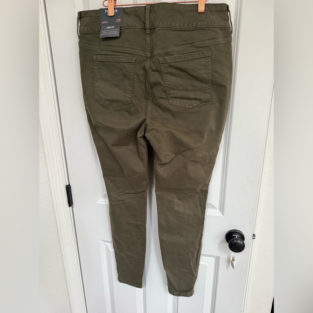 Torrid Olive Green Jeggings with Edgy Zipper Accents - Picture 5 of 6